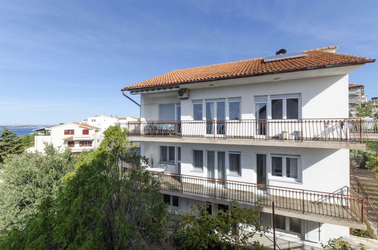Apartments Karmela Primošten Exterior foto
